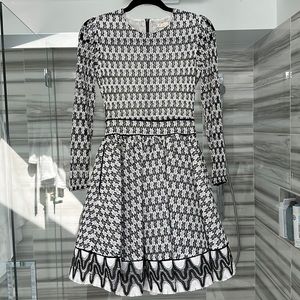 Gorgeous lace Maje Dress